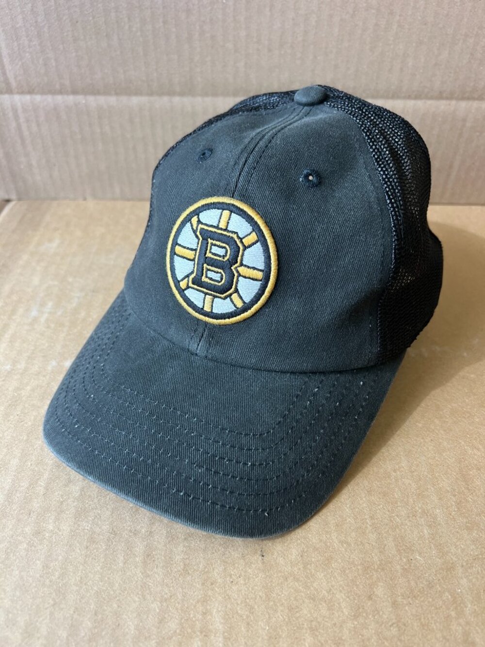 Boston Bruins Embroidered Display w/Flaws Dad Hat Mesh Buckle Strap Black